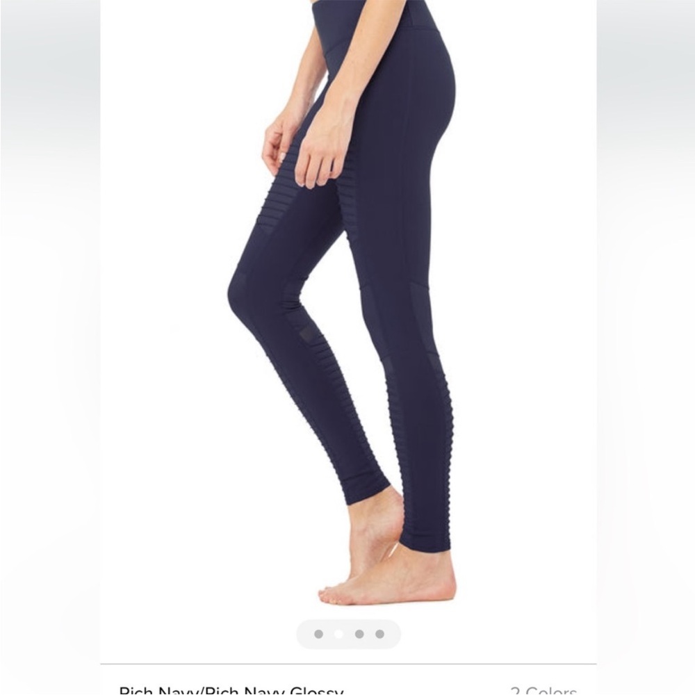 ALO Yoga Deep Blue Leggings - Picture 3 of 8